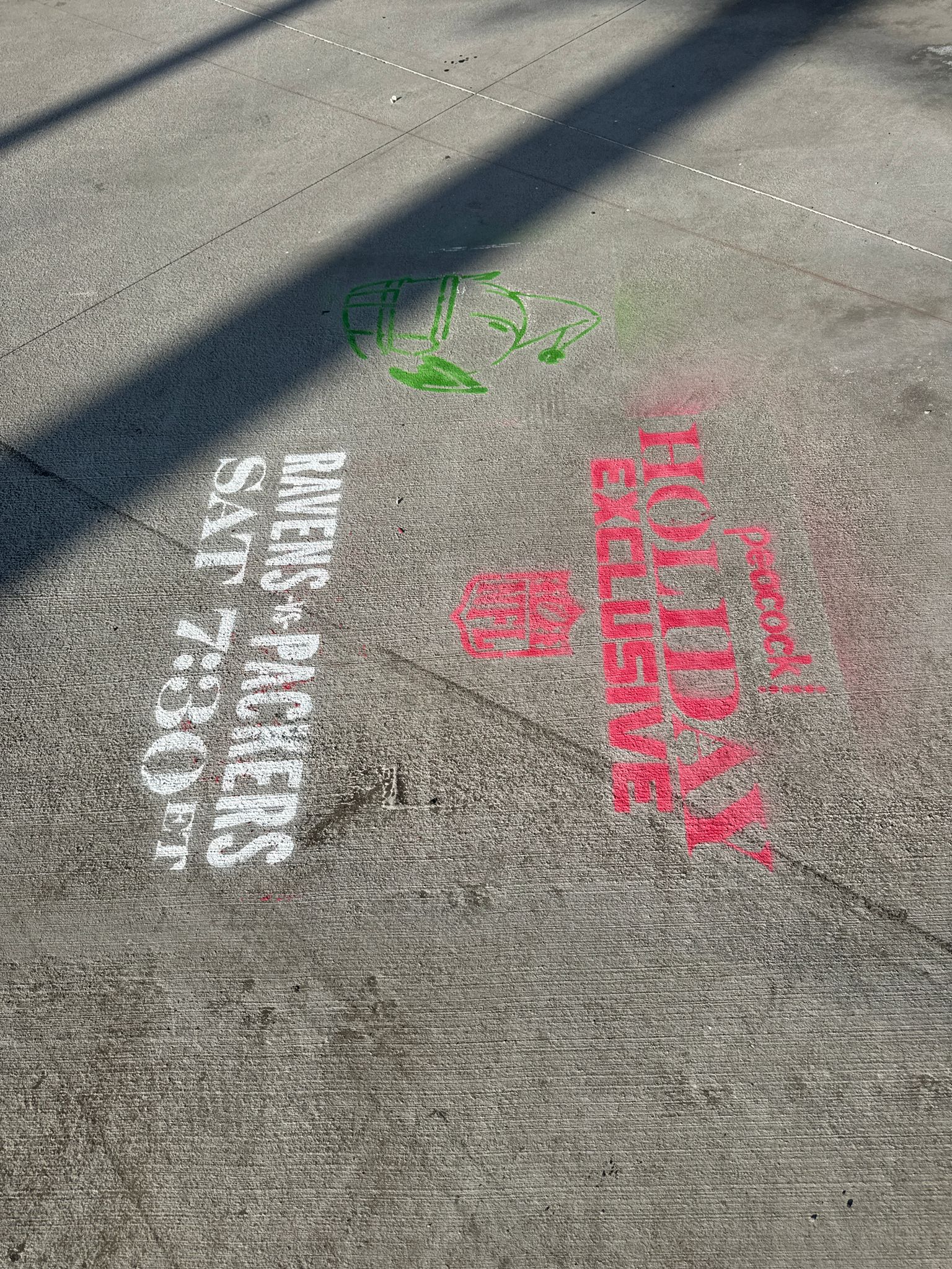 Stencil 21.3 Sci Arc Honey